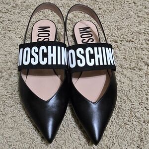 Aurhentic Moschino Flat Shoes